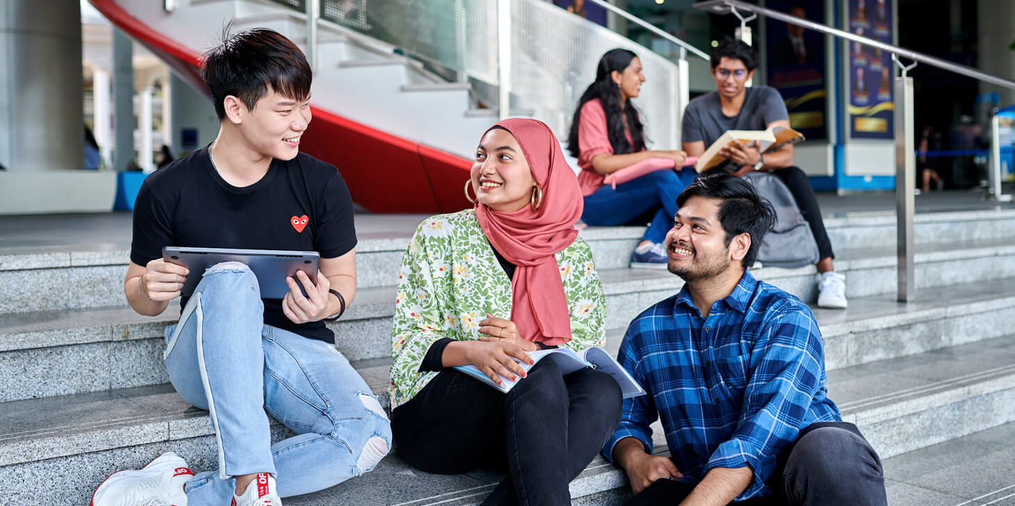 The Accelution Group Scholarship is open to everyone aged 25 years and below, including eligible Accelution Group employees and dependants.